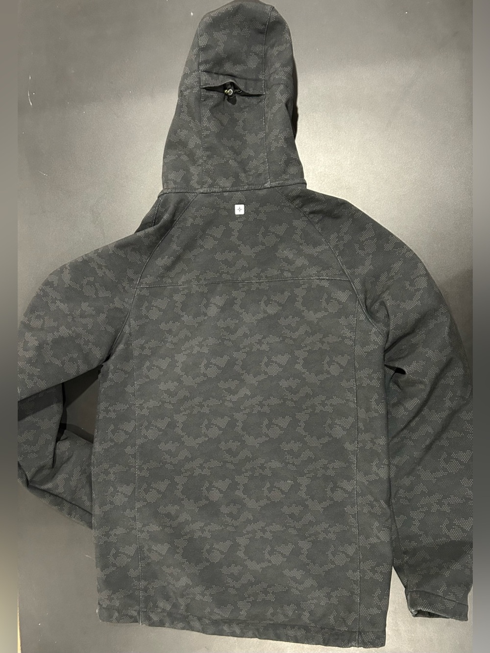 Black Camo Hooded Softshell Jacket - Picture 2 of 6